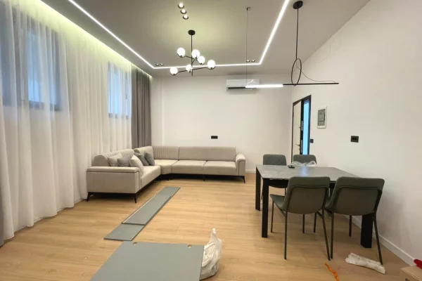 Casa in affitto 1+1 a Tirana - 800 Euro