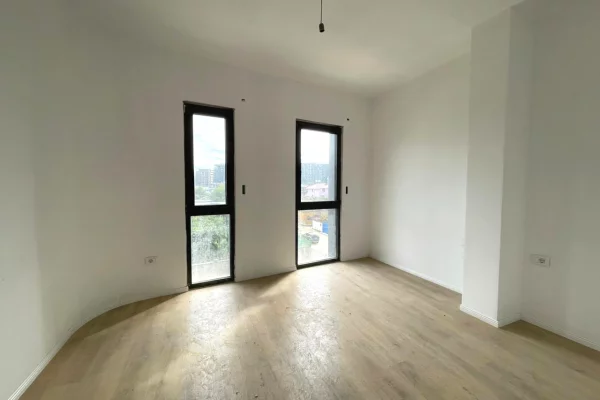 Apartment for sale in Tirana 2+1, Emty