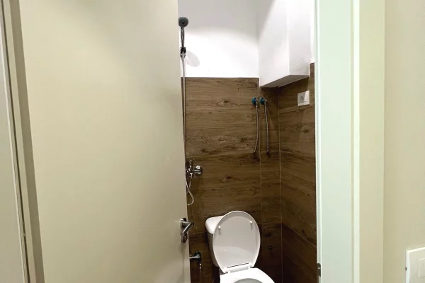 Ambient biznesi per qira tek Bulevardi Gjergj Fishta. 