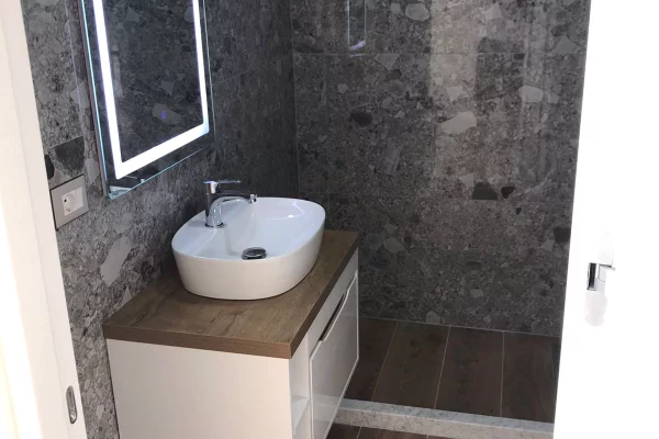 Penthouse (panoramic top floor) for rent in Tirana 2+1, Furnished