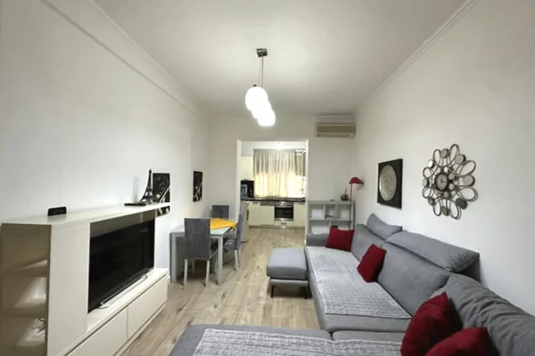 Shtepi me qera 1+1 ne Tirane - 630 Euro