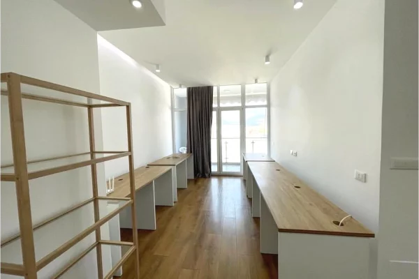 Apartment for rent in Tirana 2+1, Emty
