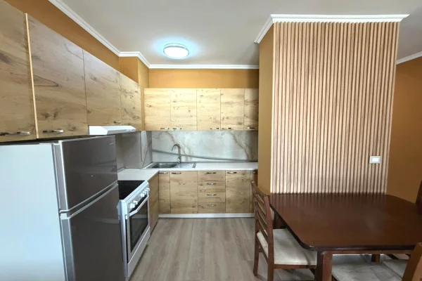 Shtepi me qera Apartament ne Tirane, 2+1, Mobilimi E mobiluar, Pagesa 70,000  Leke.