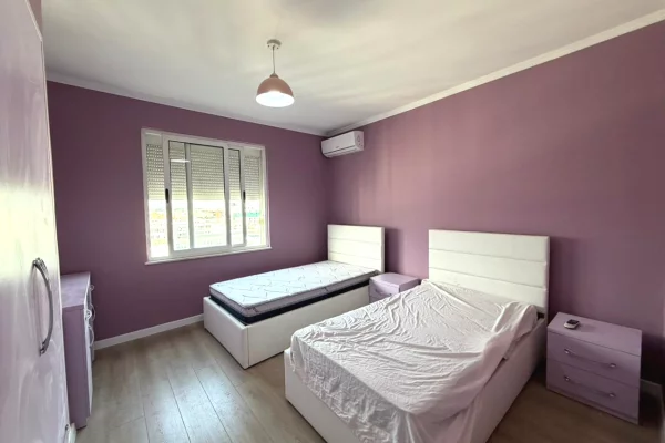 Shtepi me qera Apartament ne Tirane, 2+1, Mobilimi E mobiluar, Pagesa 70,000  Leke.