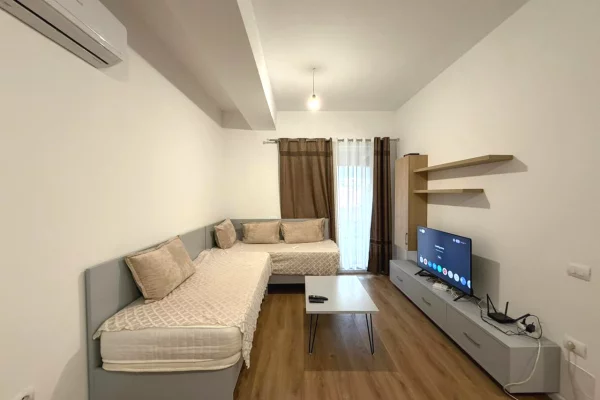 Shtepi me qera 1+1 ne Tirane - 450 Euro
