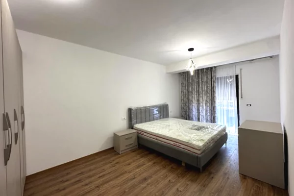 Shtepi me qera Apartament ne Tirane, 1+1, Mobilimi E mobiluar, Pagesa 70,000  Leke.