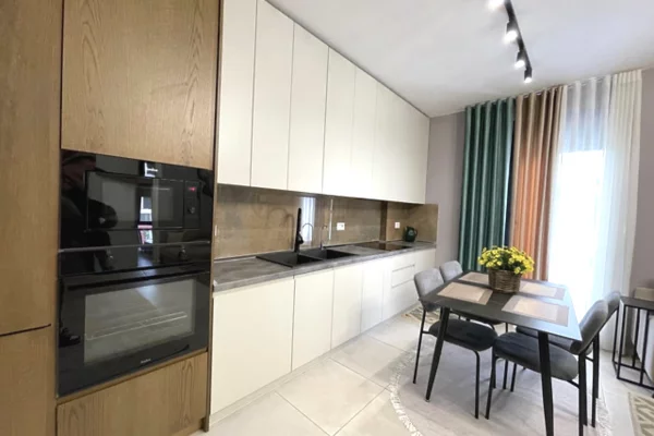 Shtepi me qera Apartament ne Tirane, 2+1, Mobilimi E mobiluar, Pagesa 1,000  Euro.