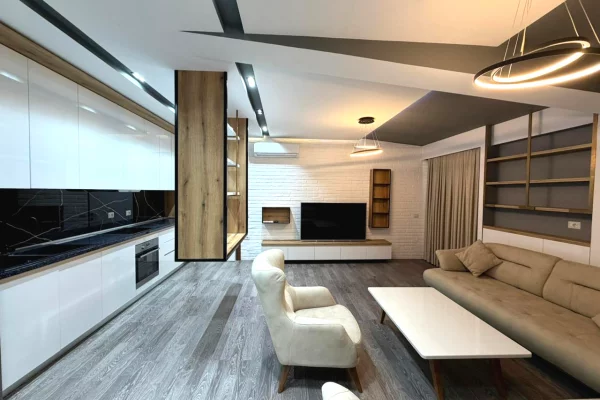 Shtepi me qera Apartament ne Tirane, 3+1, Mobilimi E mobiluar, Pagesa 1,400  Euro.