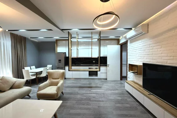 Shtepi me qera Apartament ne Tirane, 3+1, Mobilimi E mobiluar, Pagesa 1,400  Euro.