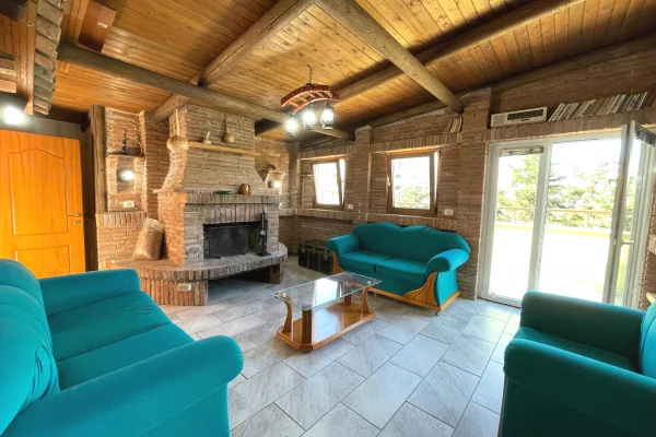 Shtepi ne shitje 3+1 ne Tirane - 660,000 Euro