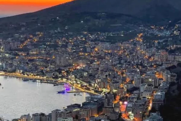 Ambient biznesi ne shitje 5+1 ne Sarande - 2,500,000 Euro