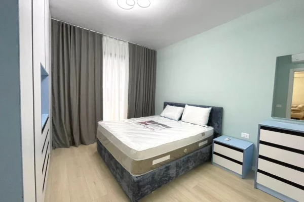 Shtepi me qera Apartament ne Tirane, 2+1, Mobilimi E mobiluar, Pagesa 1,200  Euro.
