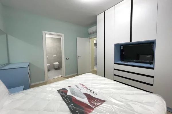 Shtepi me qera Apartament ne Tirane, 2+1, Mobilimi E mobiluar, Pagesa 1,200  Euro.