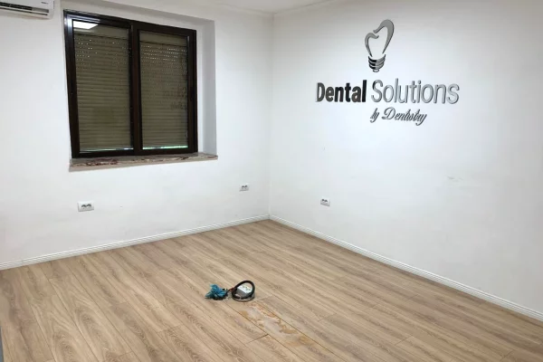 Ambient biznesi me qera 3+1 ne Tirane - 70,000 Leke