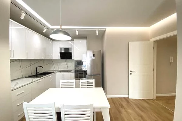 Shtepi me qera Apartament ne Tirane, 2+1, Mobilimi E mobiluar, Pagesa 1,000  Euro.