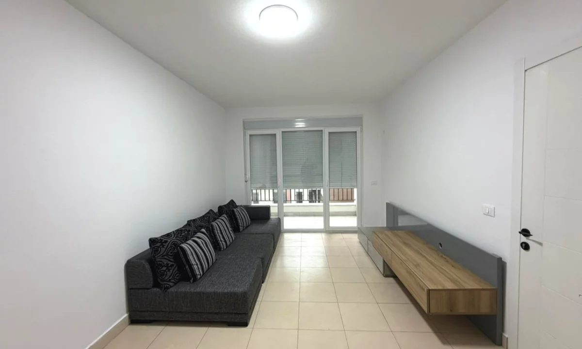 Shtepi me qera Apartament ne Tirane, 1+1, Mobilimi E mobiluar, Pagesa 40,000  Leke.