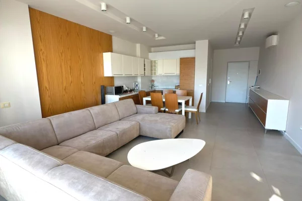 Shtepi ne shitje 2+1 ne Tirane - 365,000 Euro