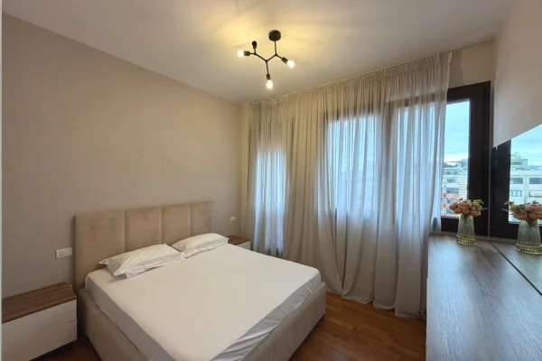 Shtepi me qera Apartament ne Tirane, 1+1, Mobilimi E mobiluar, Pagesa 800  Euro.