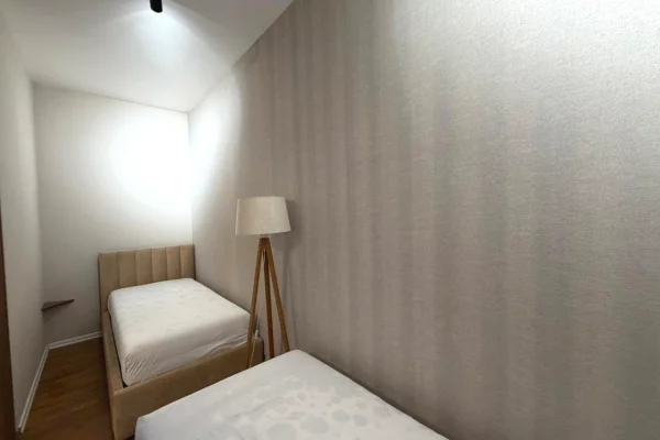 Shtepi me qera Apartament ne Tirane, 1+1, Mobilimi E mobiluar, Pagesa 800  Euro.