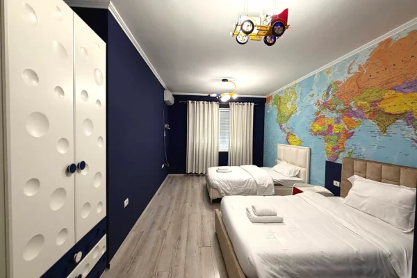 Shtepi me qera Apartament ne Tirane, 2+1, Mobilimi E mobiluar, Pagesa 1,000  Euro.