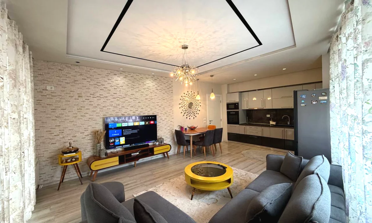 Shtepi me qera Apartament ne Tirane, 2+1, Mobilimi E mobiluar, Pagesa 1,000  Euro.