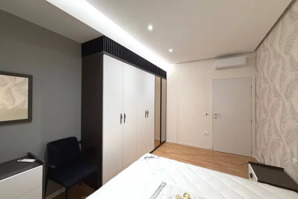 Shtepi me qera Apartament ne Tirane, 2+1, Mobilimi E mobiluar, Pagesa 1,100  Euro.