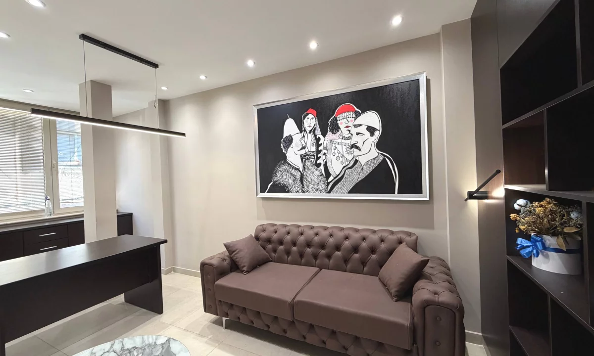 Ambient zyrash per qira tek Myslym Shyri.