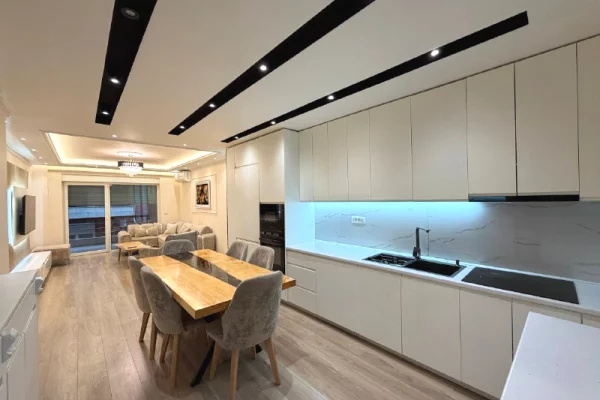 Shtepi me qera Apartament ne Tirane, 2+1, Mobilimi E mobiluar, Pagesa 110,000  Leke.