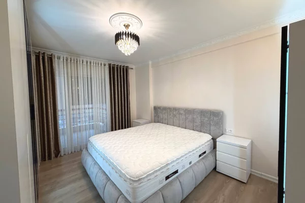Shtepi me qera Apartament ne Tirane, 2+1, Mobilimi E mobiluar, Pagesa 110,000  Leke.