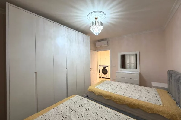 Shtepi me qera Apartament ne Tirane, 2+1, Mobilimi E mobiluar, Pagesa 110,000  Leke.
