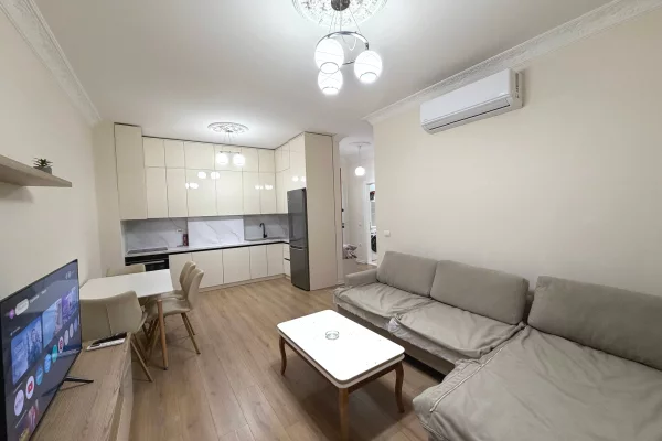 Shtepi me qera 2+1 ne Tirane - 800 Euro