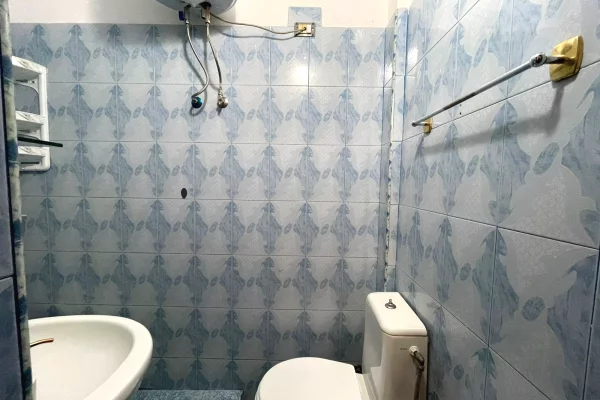 Shtepi me qera Apartament ne Tirane, 1+1, Mobilimi E mobiluar, Pagesa 35,000  Leke.