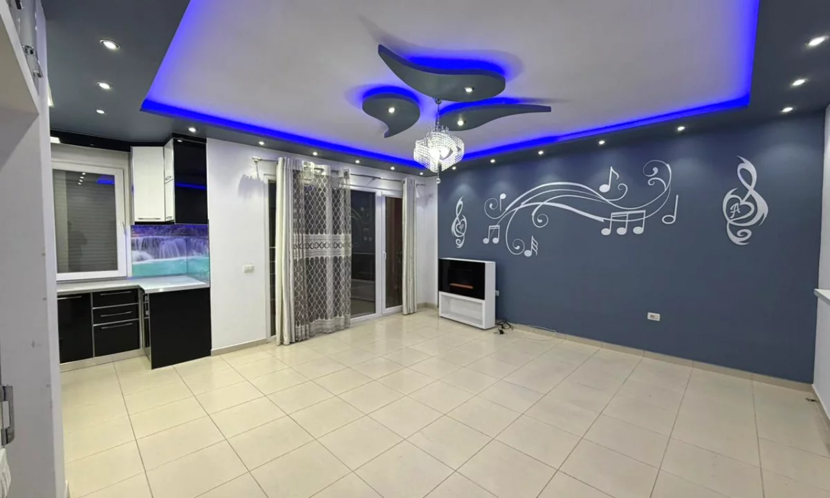 Apartment for sale in Tirana 2+1, Emty