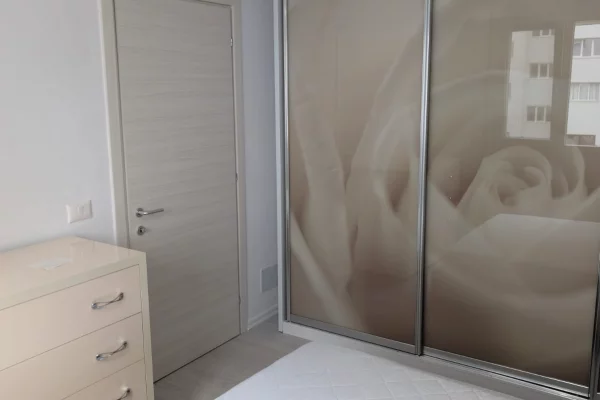 Shtepi me qera Apartament ne Tirane, 2+1, Mobilimi E mobiluar, Pagesa 700  Euro.