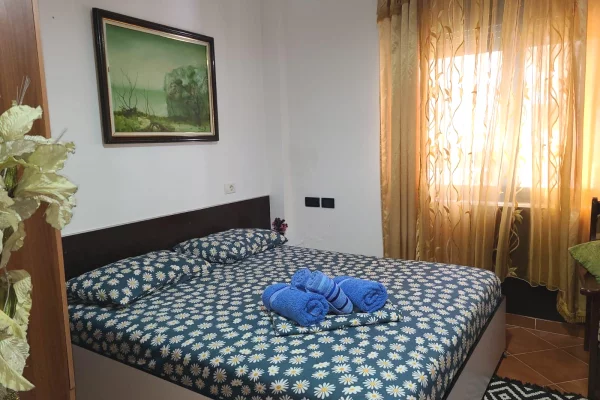 Shtepi me qera Garsoniere ne Tirane - 34,000 Leke