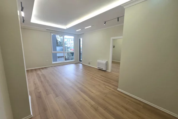 Apartament 1+1+Parking tek Komuna e Parisit. 