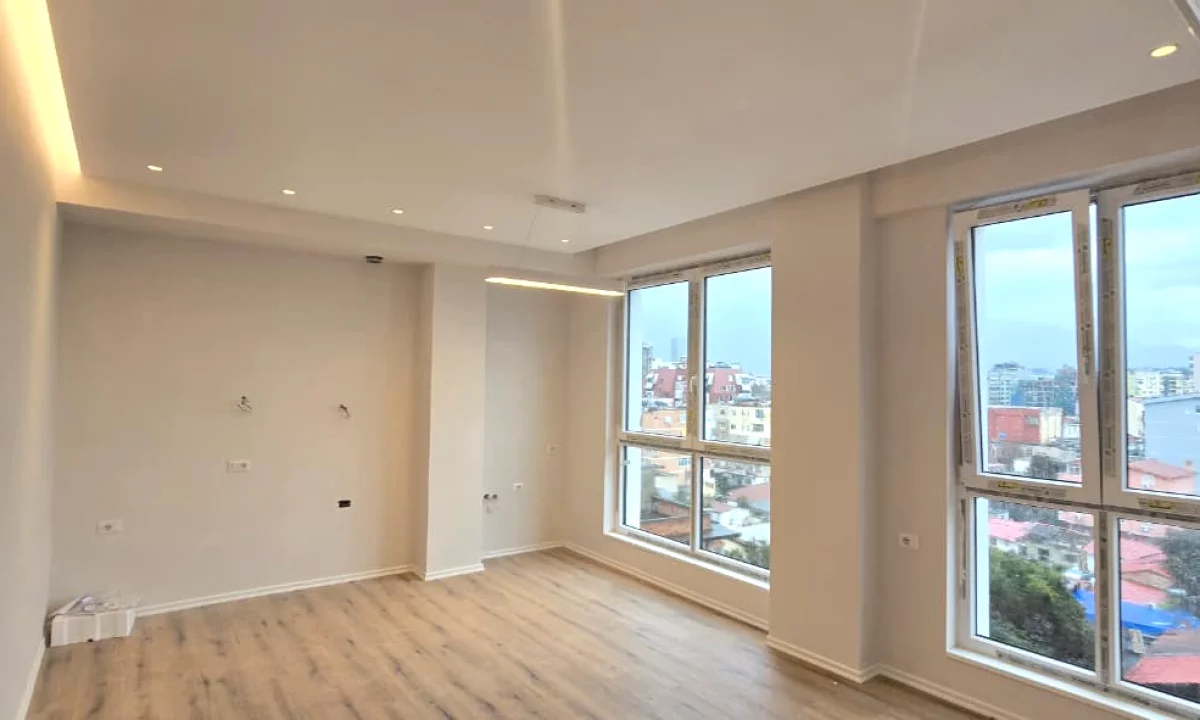 Ambient zyre per qira tek Komuna e Parisit.