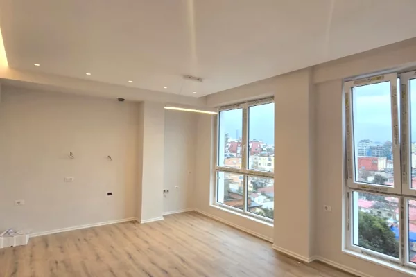 Ambient biznesi me qera 3+1 ne Tirane - 700 Euro