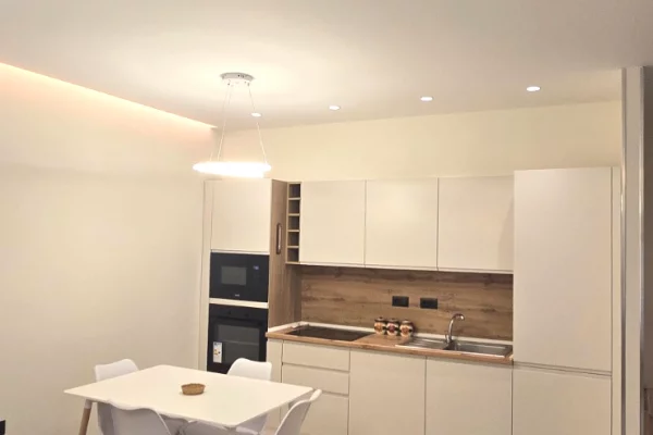 Appartamento in affitto a Tirana 1+1, Arredato