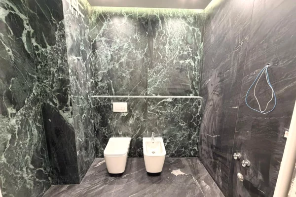 Apartment for rent in Tirana 2+1, Emty