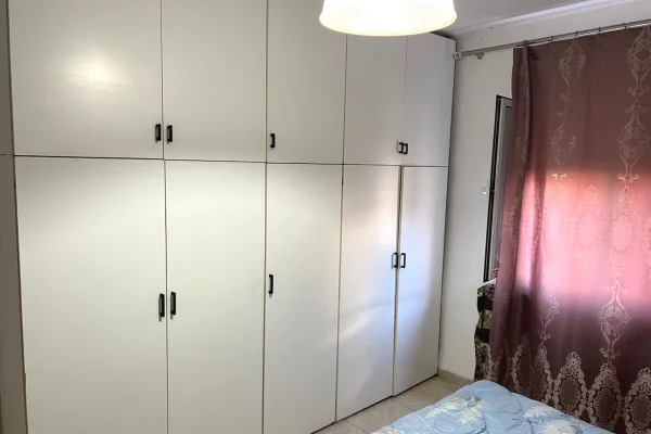 Shtepi ne shitje Apartament ne Tirane, 1+1, Mobilimi E mobiluar, Pagesa 11,800,000  Leke.