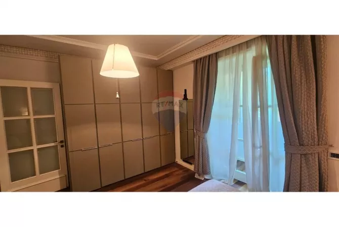 Shtepi me qera Apartament ne Tirane, 1+1, Mobilimi E mobiluar, Pagesa 700  Euro.