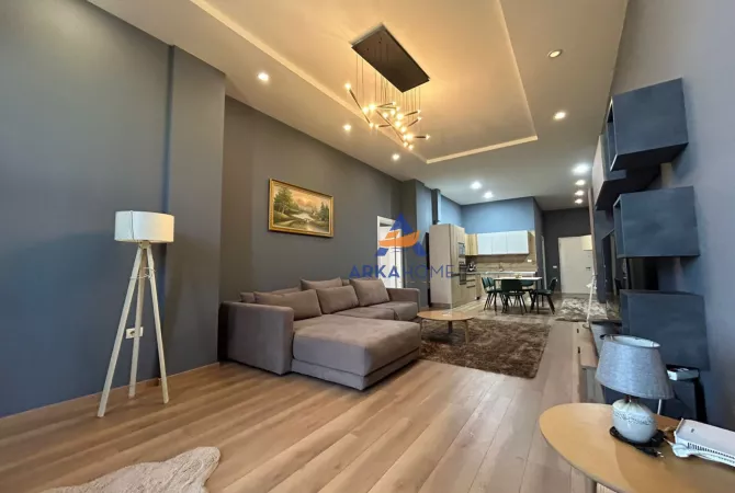 Shtepi me qera 1+1 ne Tirane - 650 Euro