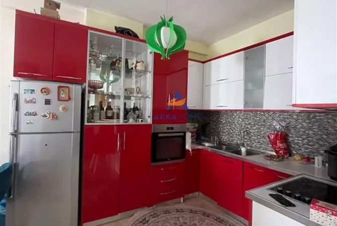 Shtepi me qera 1+1 ne Tirane - 400 Euro