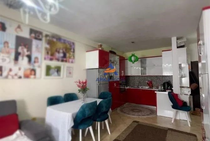 Shtepi me qera 1+1 ne Tirane - 400 Euro