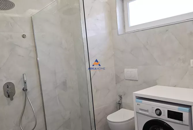 Shtepi me qera Apartament ne Tirane, 1+1, Mobilimi E mobiluar, Pagesa 650  Euro.