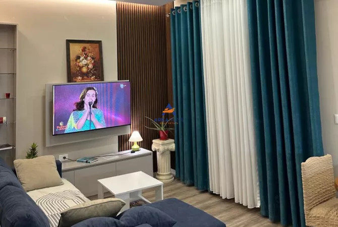 Shtepi me qera 2+1 ne Tirane - 650 Euro