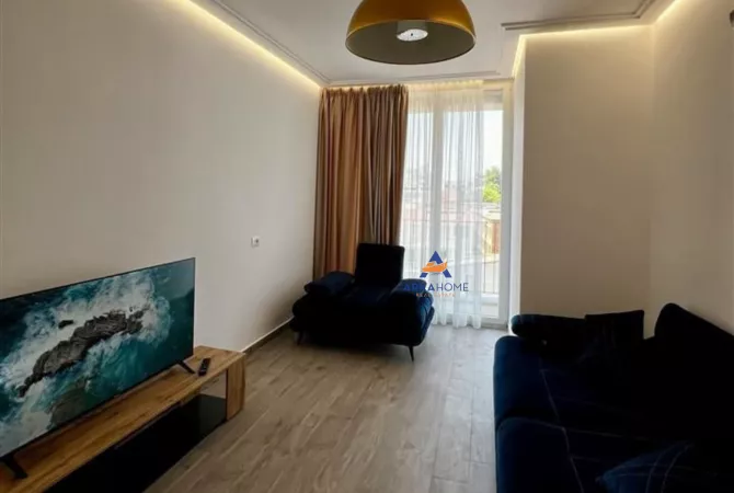 Casa in affitto 2+1 a Tirana - 1,300 Euro