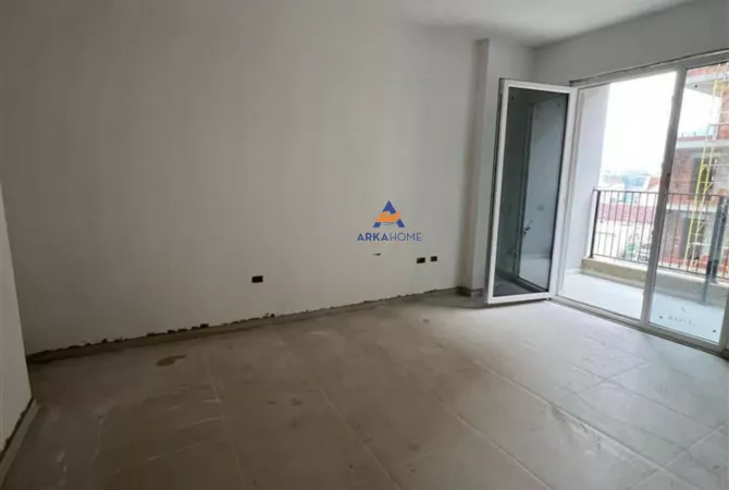 Shtepi ne shitje 1+1 ne Tirane - 68,000 Euro