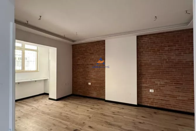 Shtepi ne shitje 1+1 ne Tirane - 155,000 Euro